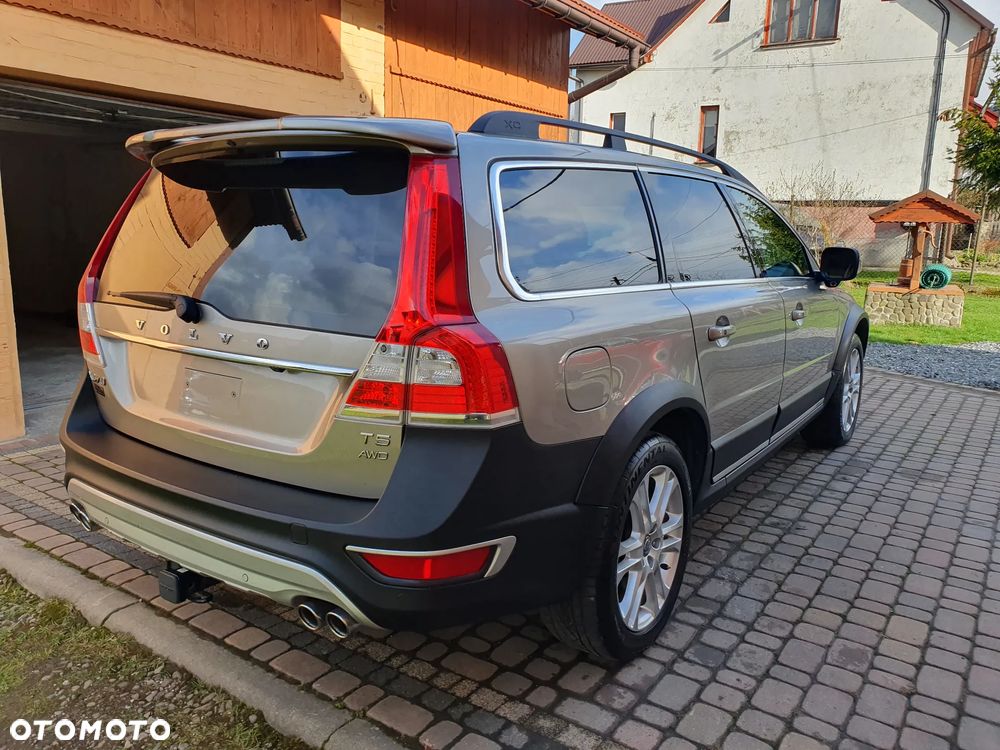 Volvo XC 70 - 18