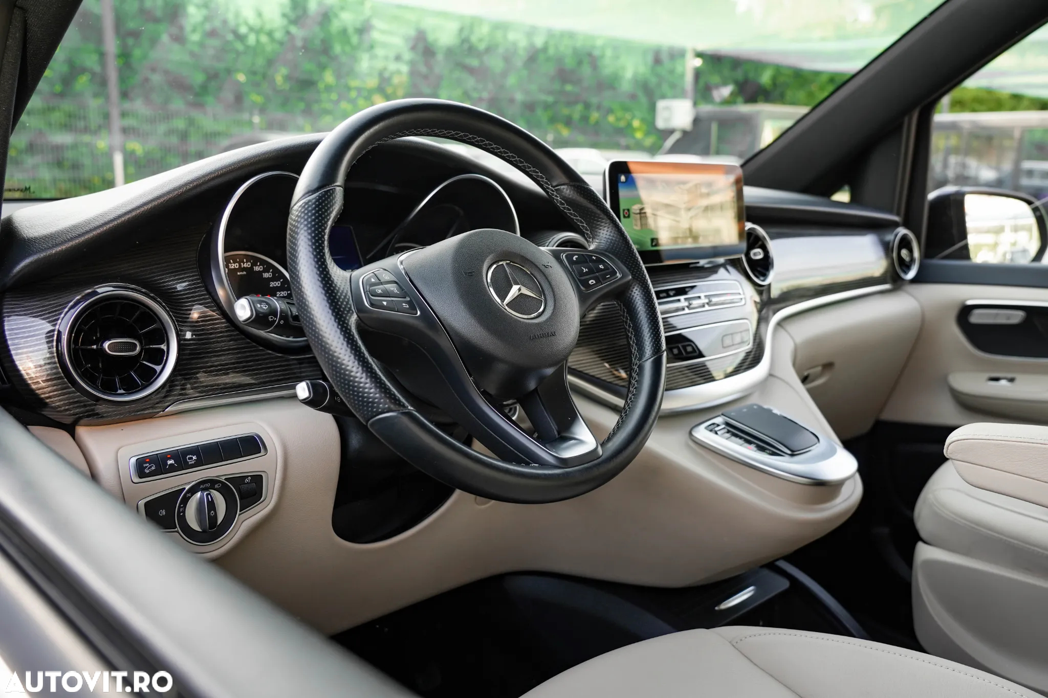 Mercedes-Benz V 250 d extralang 4Matic 9G-TRONIC Avantgarde Edition 2023 - 20