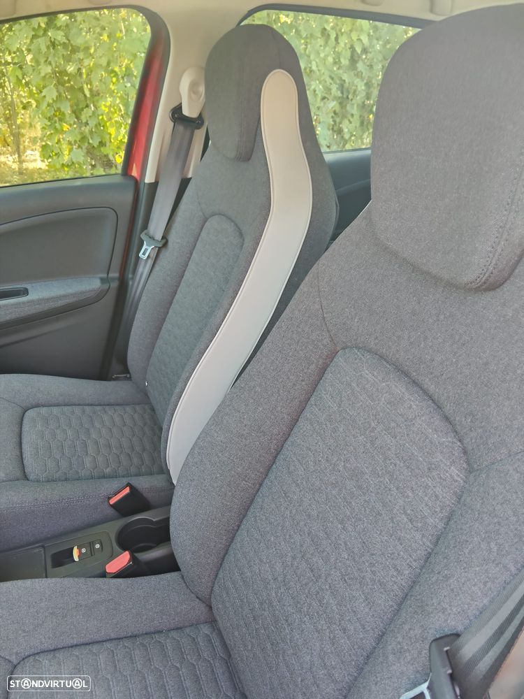 Renault Zoe - 16