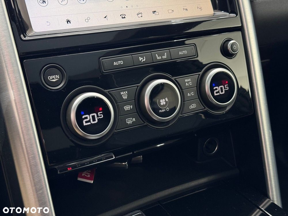 Land Rover Discovery V 2.0 SD4 SE - 29