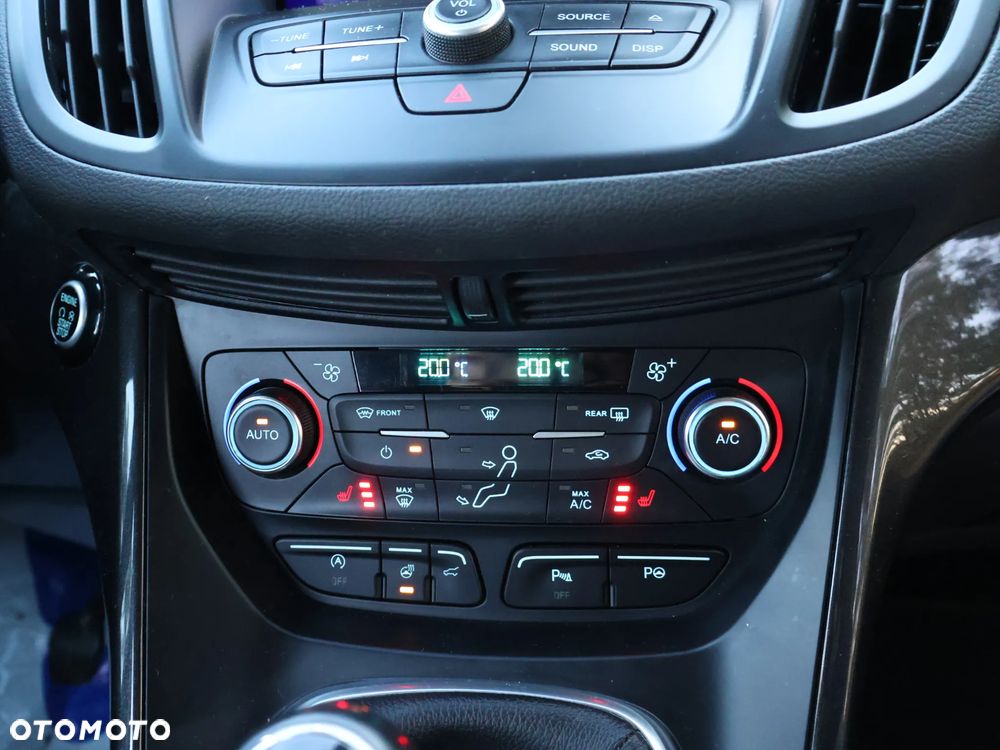 Ford Kuga 1.5 EcoBoost 2x4 Titanium - 27