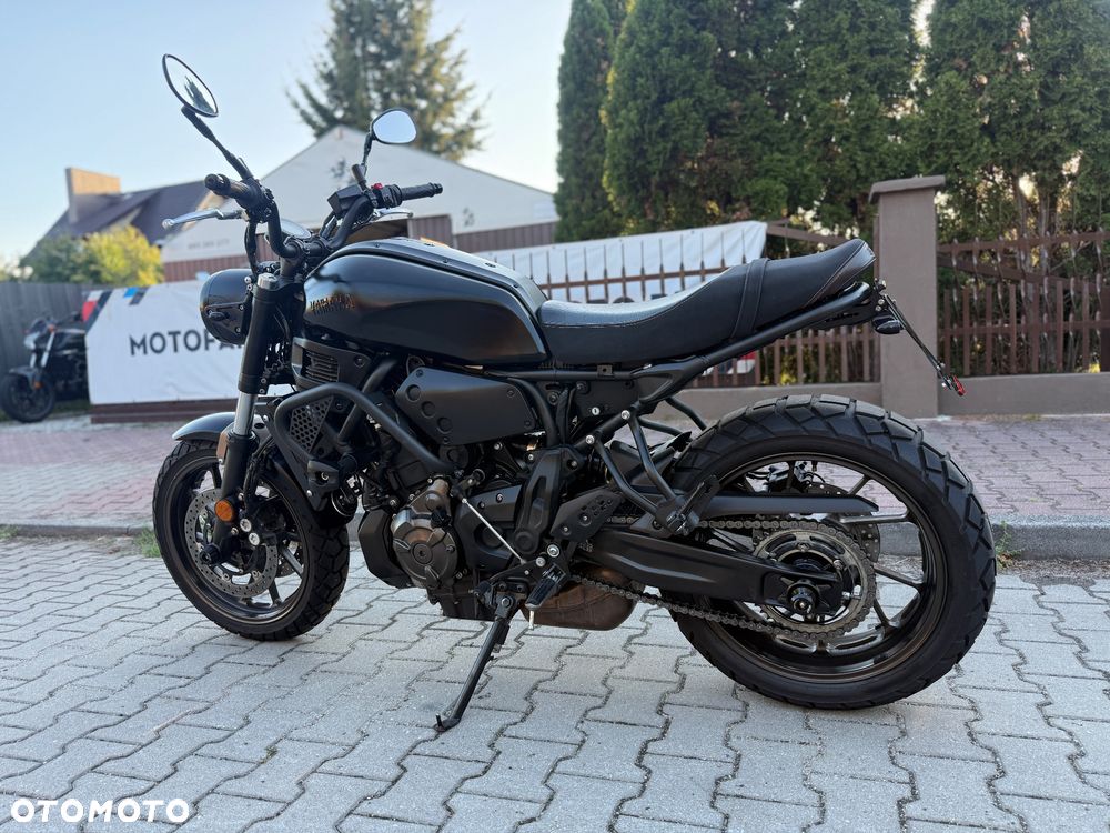 Yamaha XSR - 15
