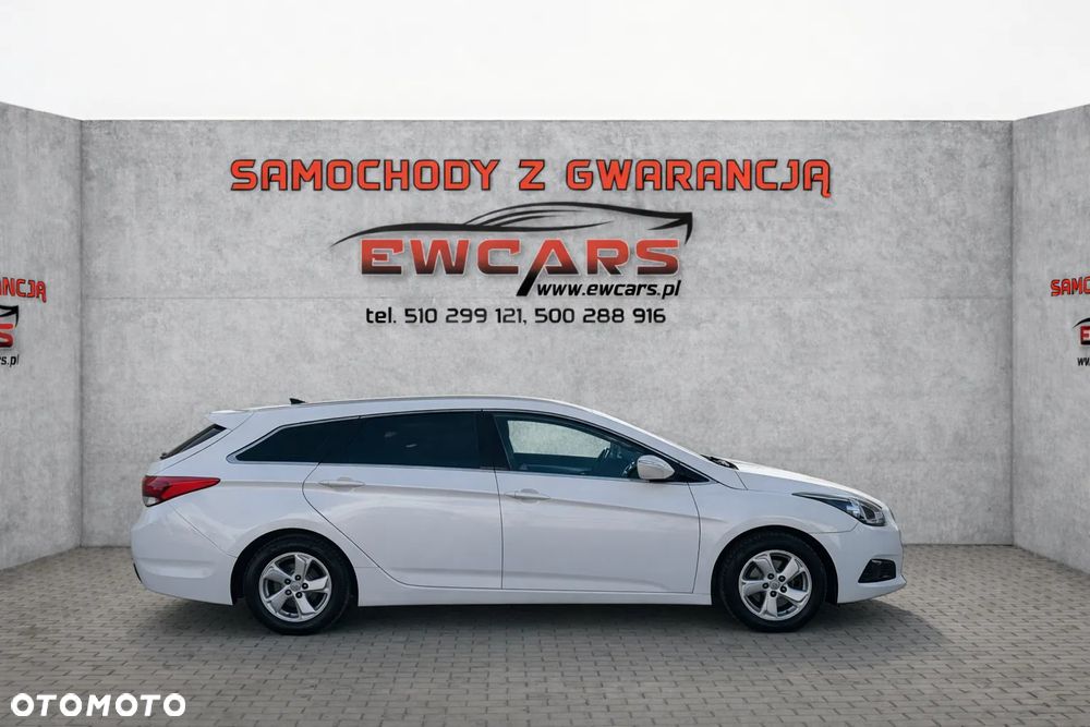 Hyundai i40 Kombi blue 1.6 Classic - 3
