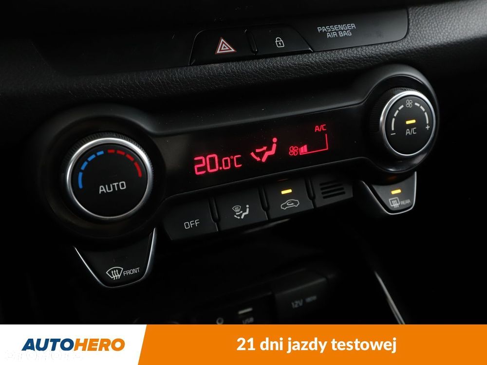 Kia Stonic - 23