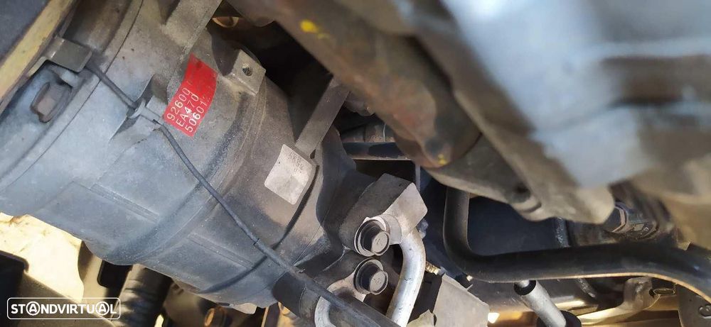 COMPRESSOR DE AR CONDICIONADO NISSAN TERRANO II R20 - 1