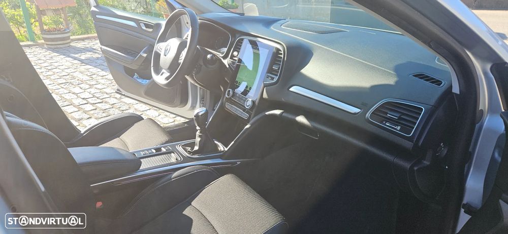 Renault Mégane Sport Tourer 1.5 Blue dCi Intens - 6