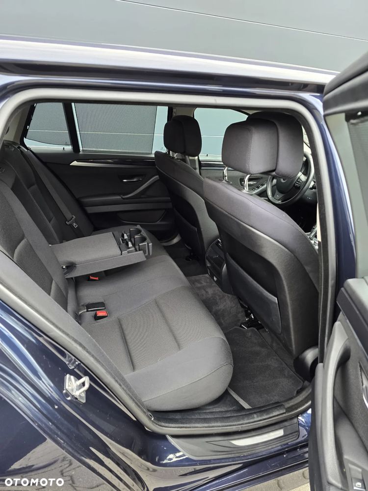 BMW Seria 5 530d Touring - 14