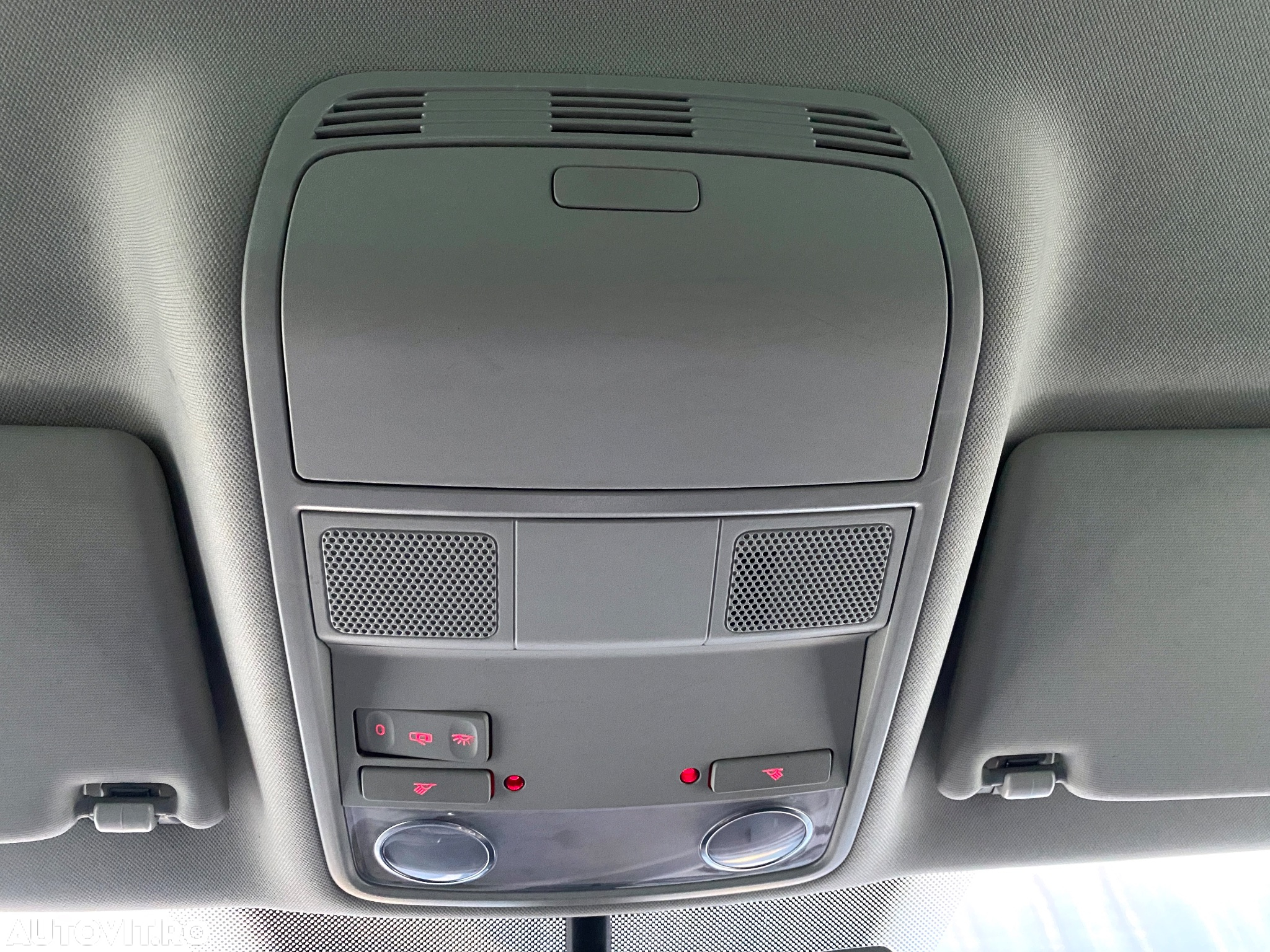 Volkswagen Passat Variant 2.0 Blue TDI DSG SCR Comfortline - 19