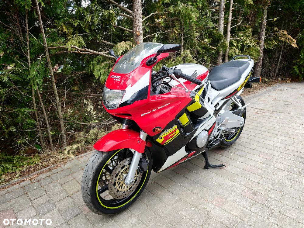 Honda CBR - 2