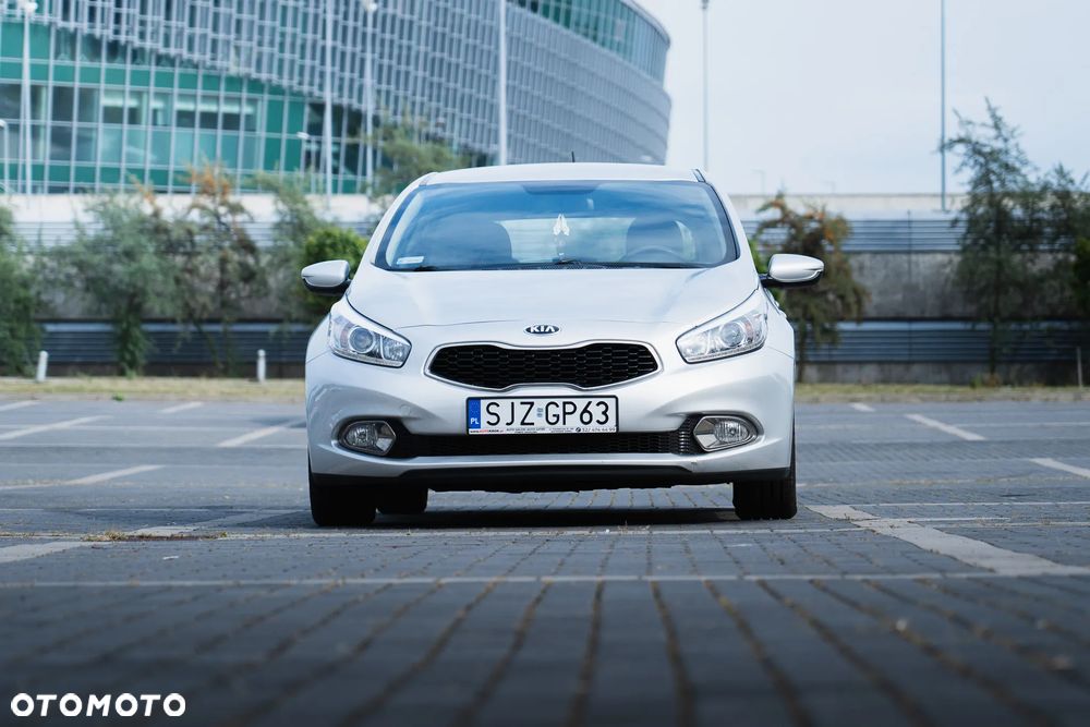 Kia Ceed 1.6 CRDi M - 2