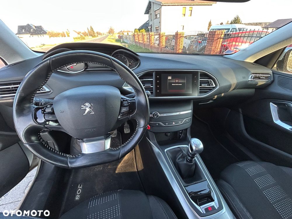 Peugeot 308 - 5