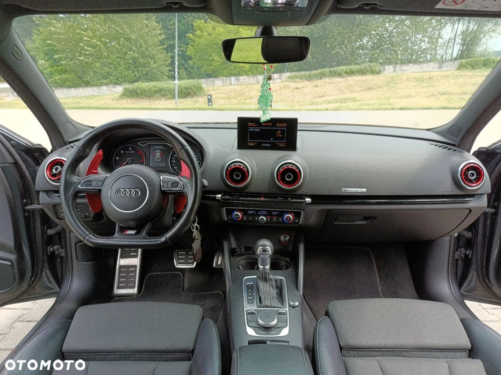 Audi A3 Sportback 2.0 TDI (clean diesel) quattro S tronic S line Sportpaket - 10