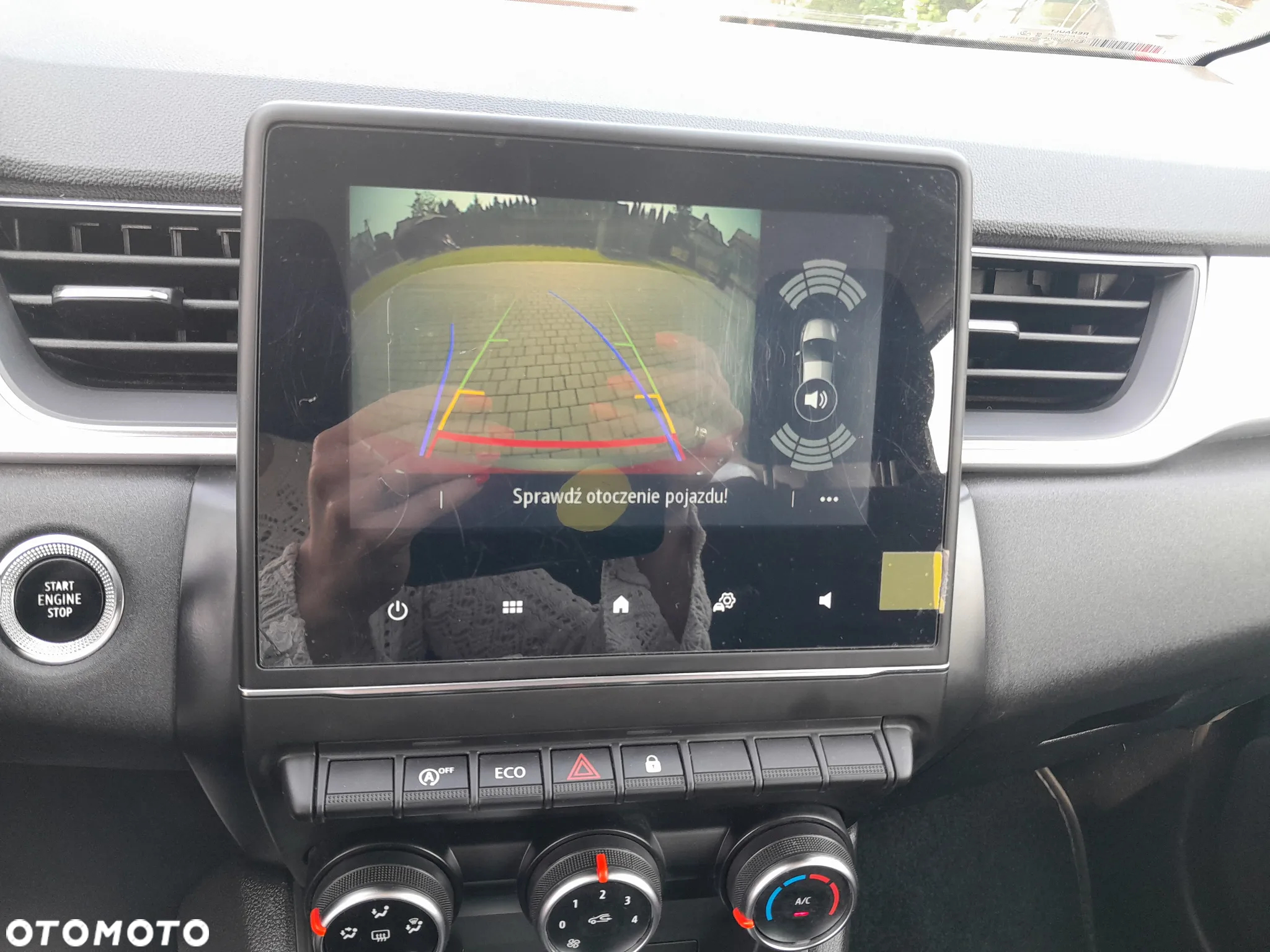 Renault Captur TCe 100 INTENS - 26