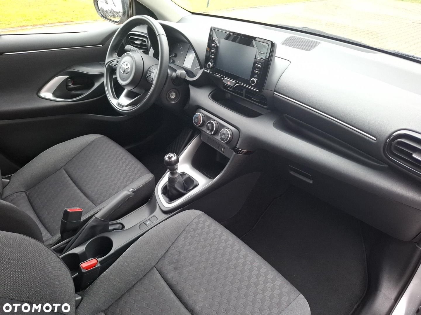 Toyota Yaris - 7