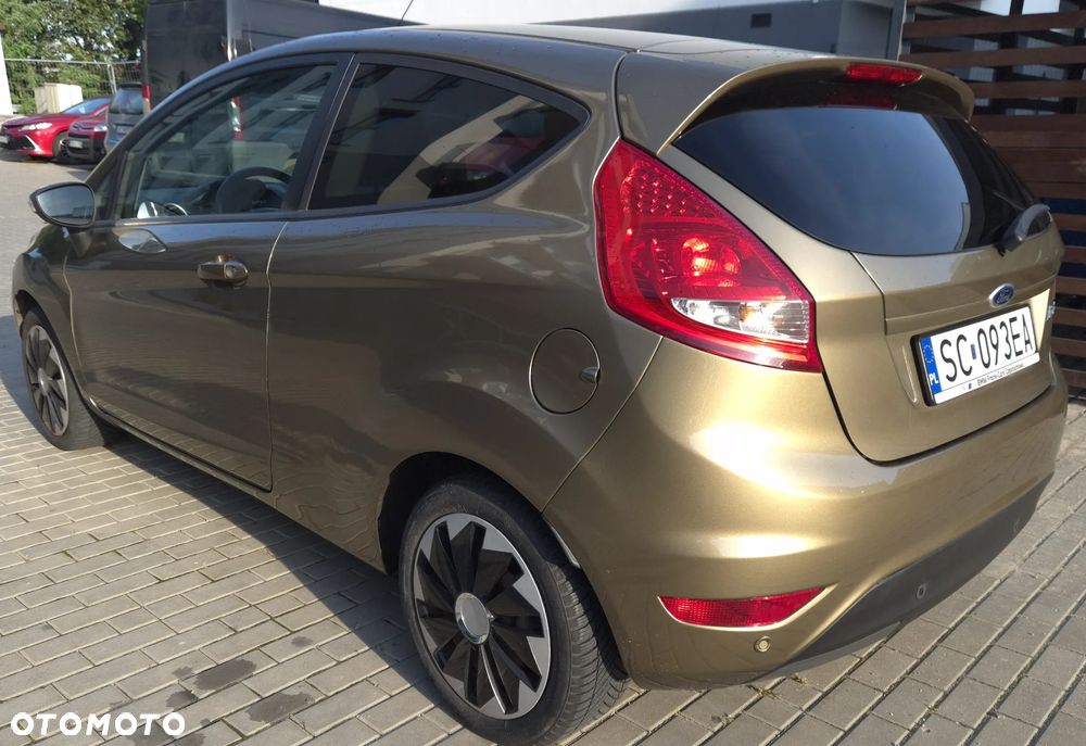 Ford Fiesta 1.25 Trend EU5 - 10