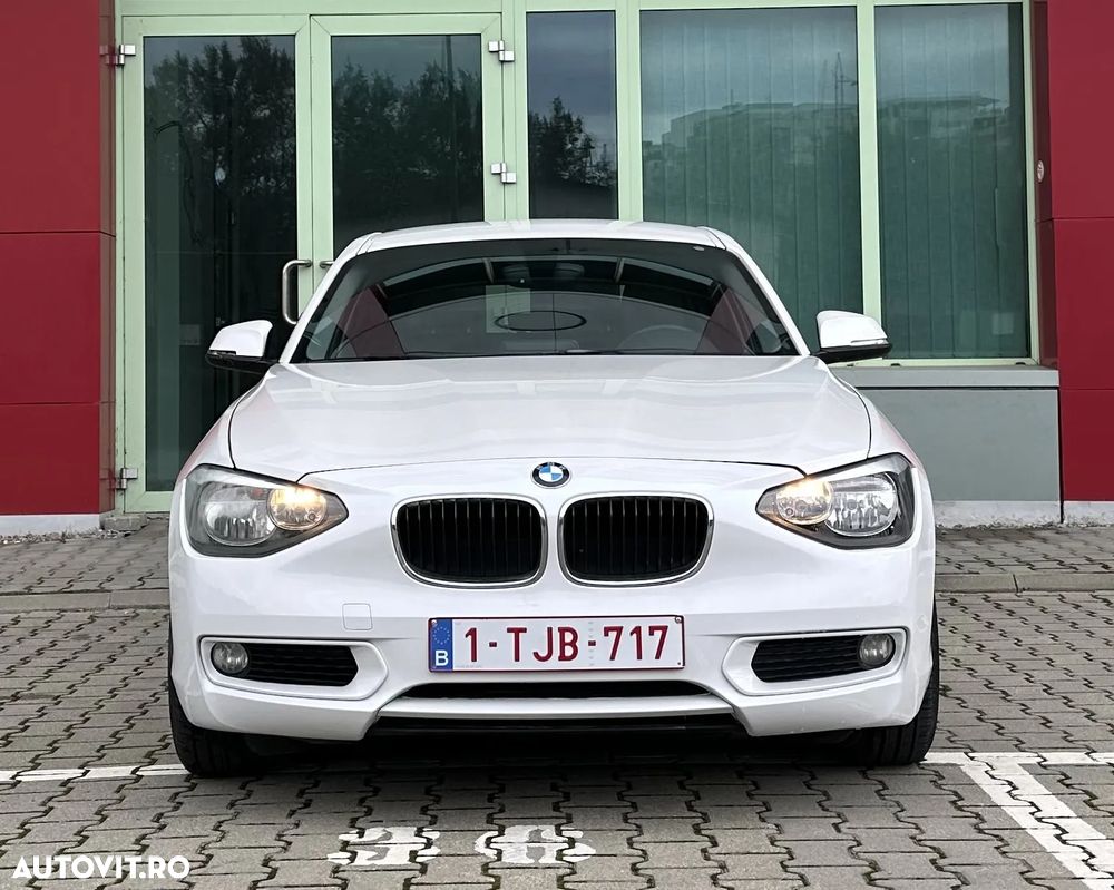 BMW Seria 1 - 30
