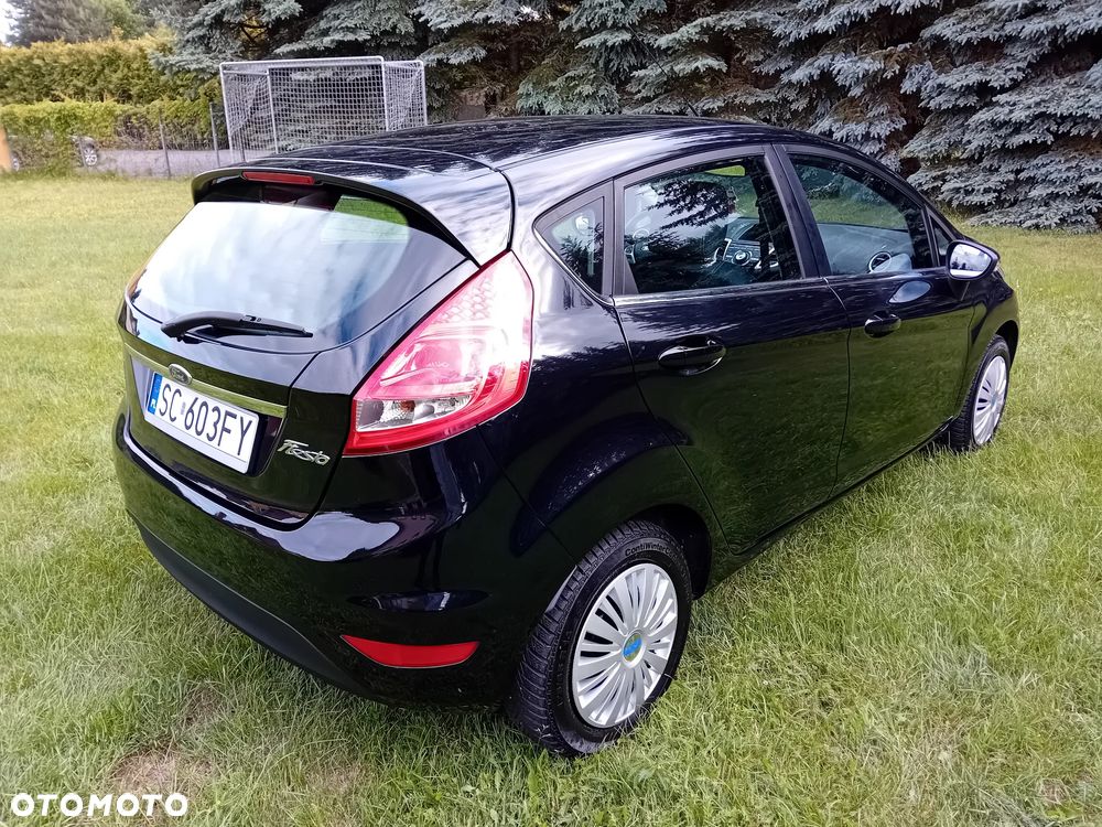 Ford Fiesta 1.25 Titanium X - 16