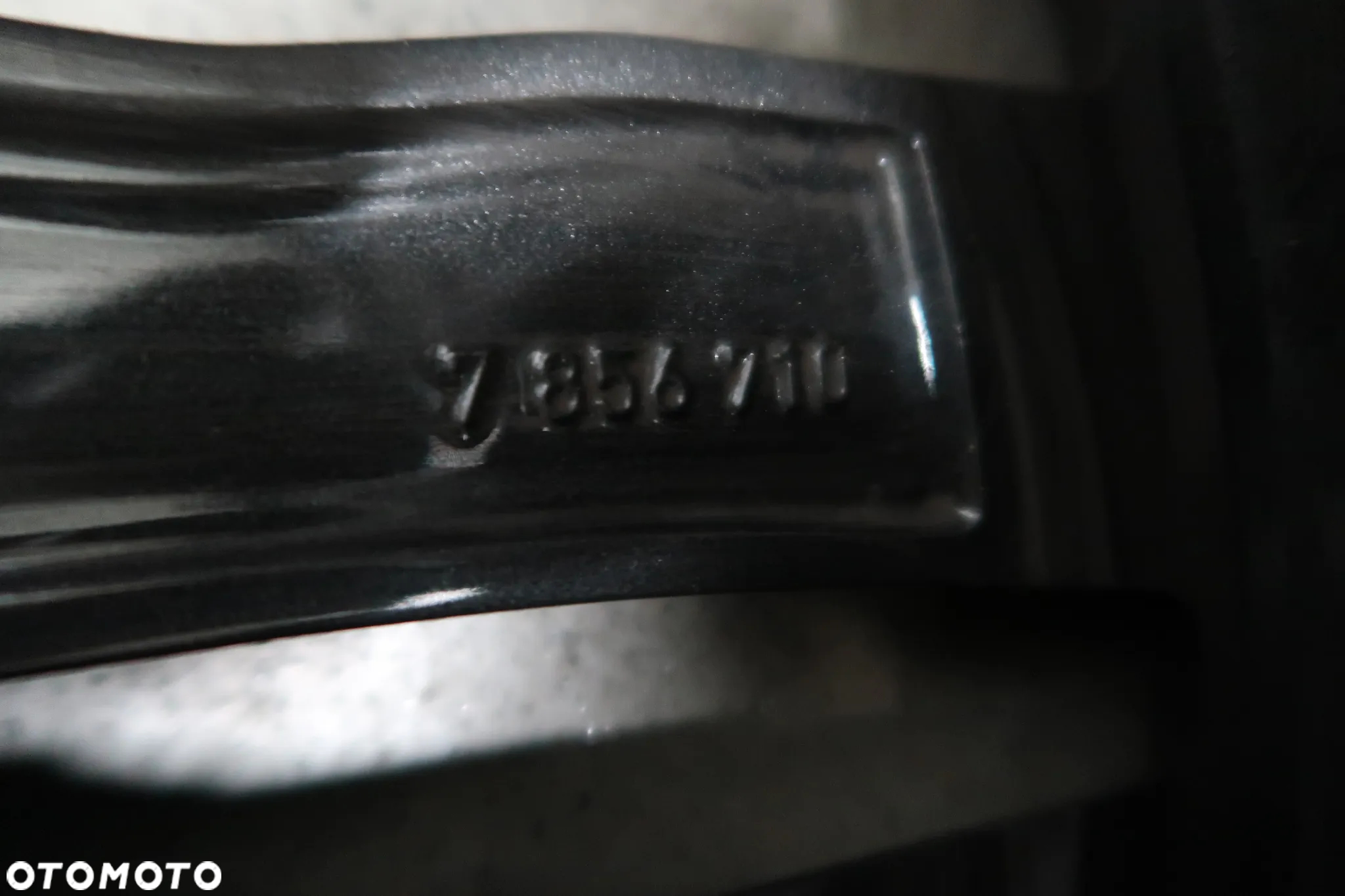 Felga BMW 7856710 8x19et36 - 3