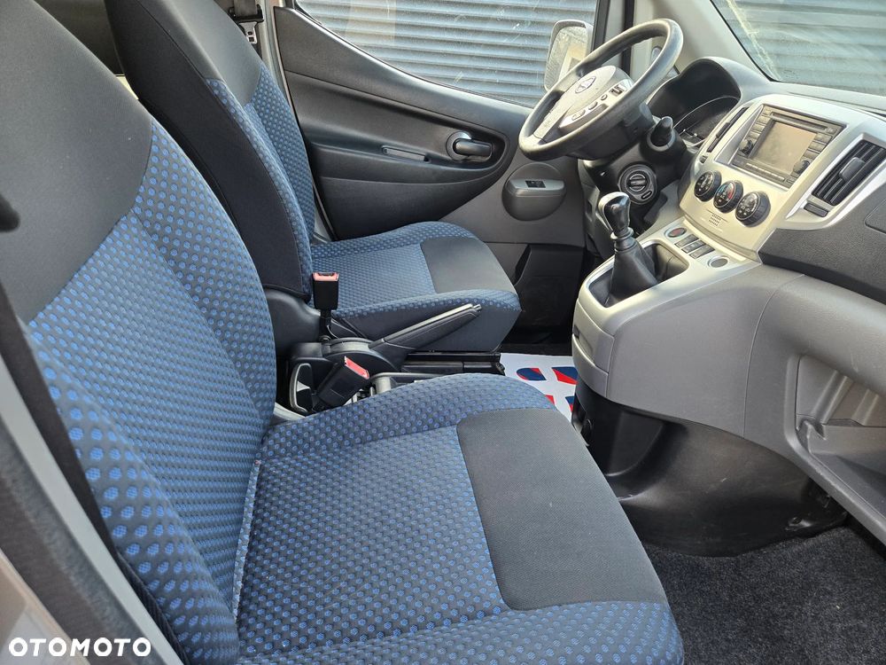 Nissan NV200 - 15