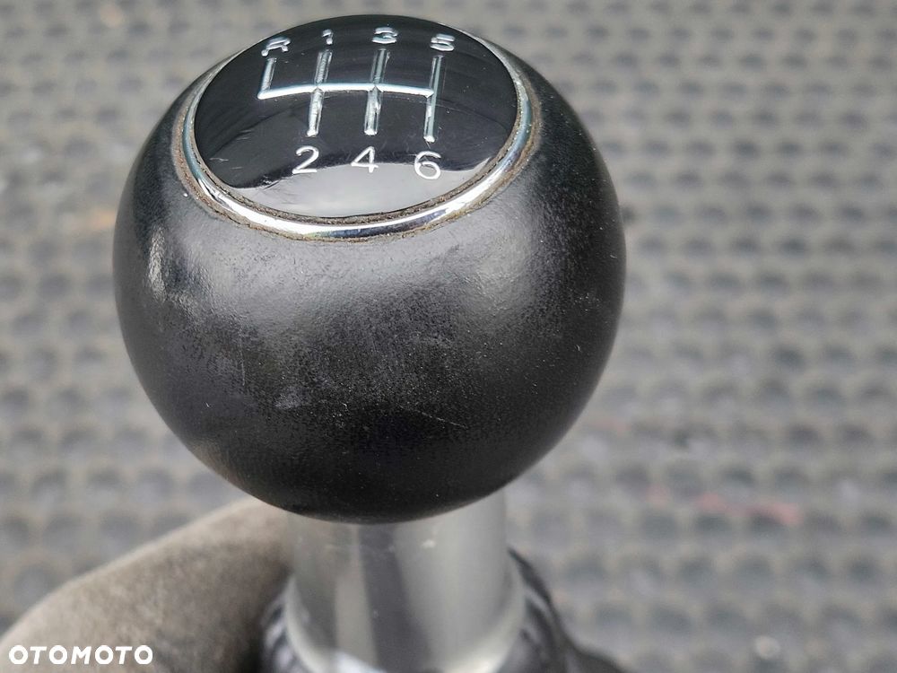 Gałka Mieszek Czarna S-Line Skóra Lewarek Zmiany 6 Biegów Manual Audi A4 B6 B7 - 13