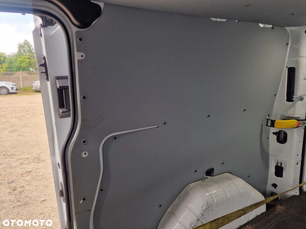 Ford Transit - 31