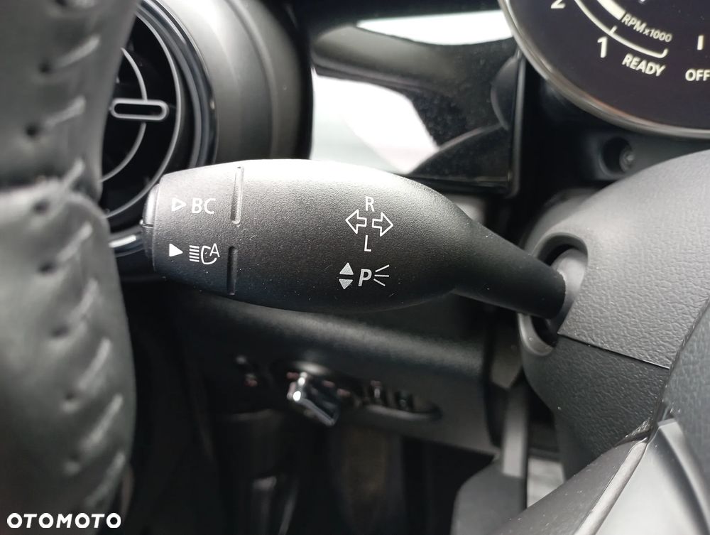 MINI Cooper Yours Trim - 25