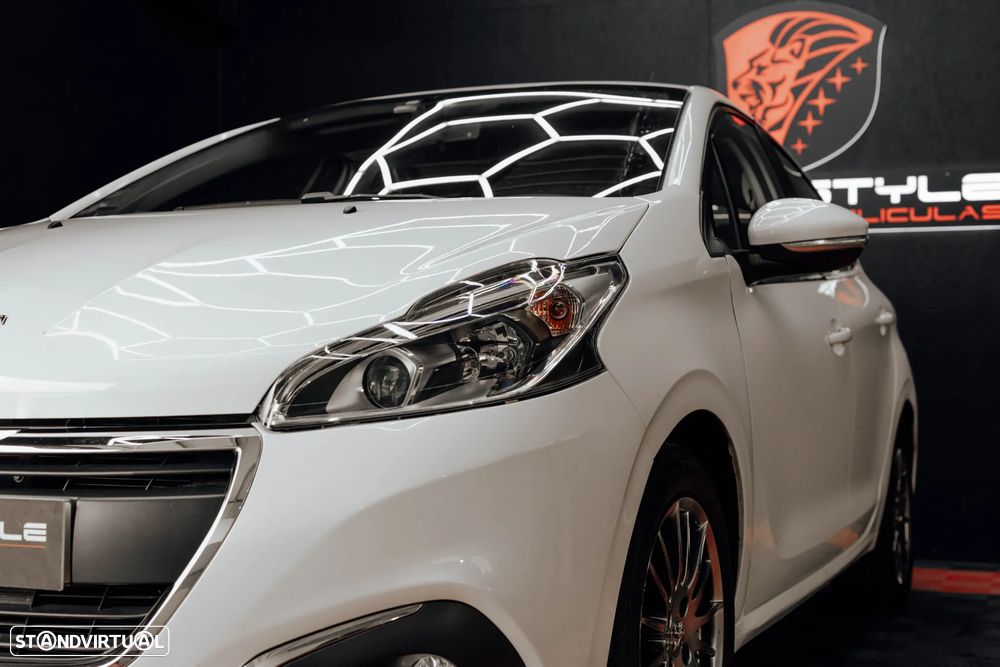 Peugeot 208 1.6 BlueHDi Style - 9