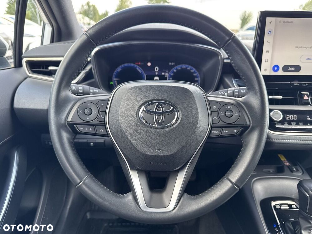Toyota Corolla - 16