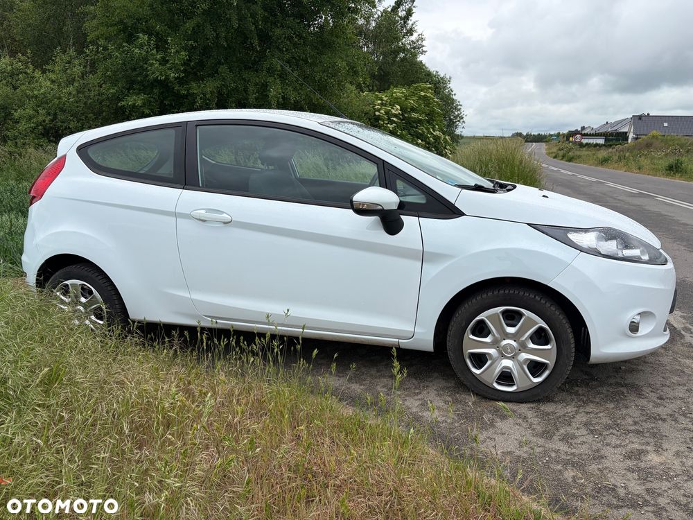 Ford Fiesta - 8