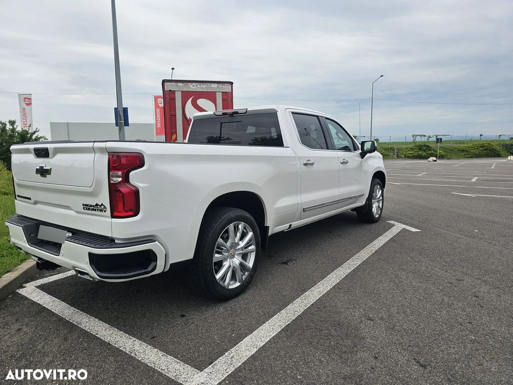 Chevrolet Silverado - 6