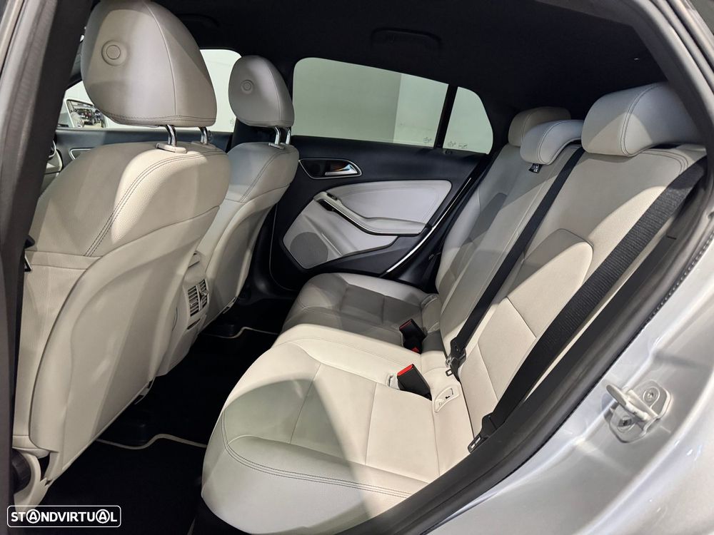 Mercedes-Benz CLA 180 d Shooting Brake Urban - 46