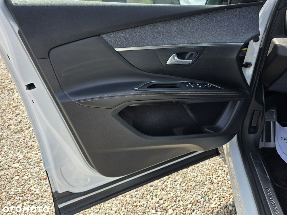 Peugeot 5008 BlueHDI 120 EAT6 Stop & Start Business Line - 14
