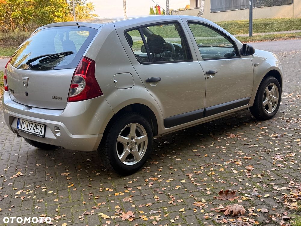 Dacia Sandero - 3