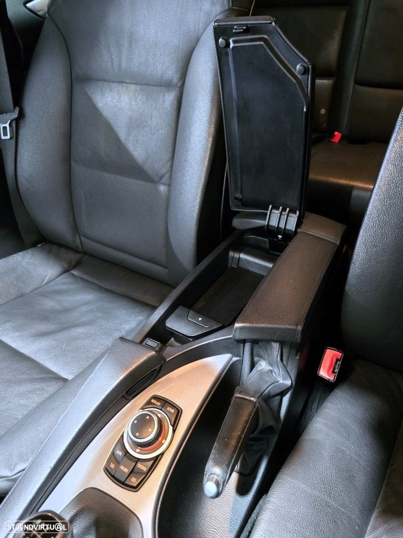 BMW 520 d Executive - 30
