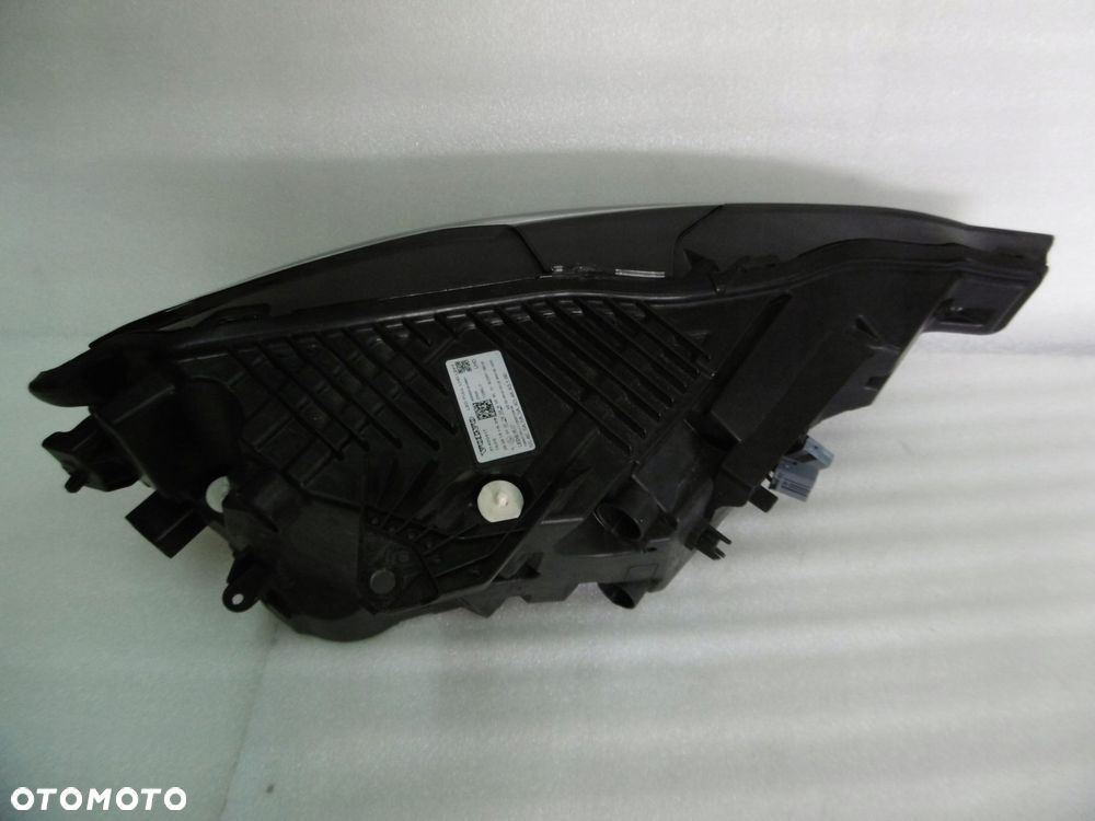 volvo xc60 ii 17/21r - lampa przednia lewa full led - 3
