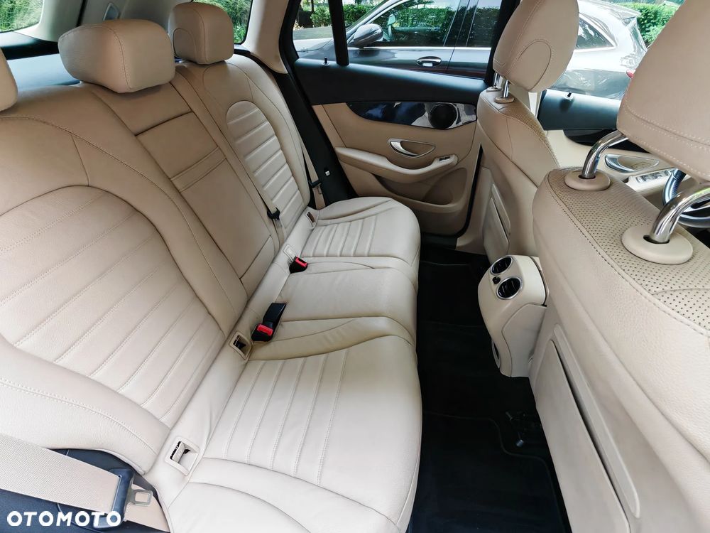 Mercedes-Benz GLC 250 4-Matic - 20
