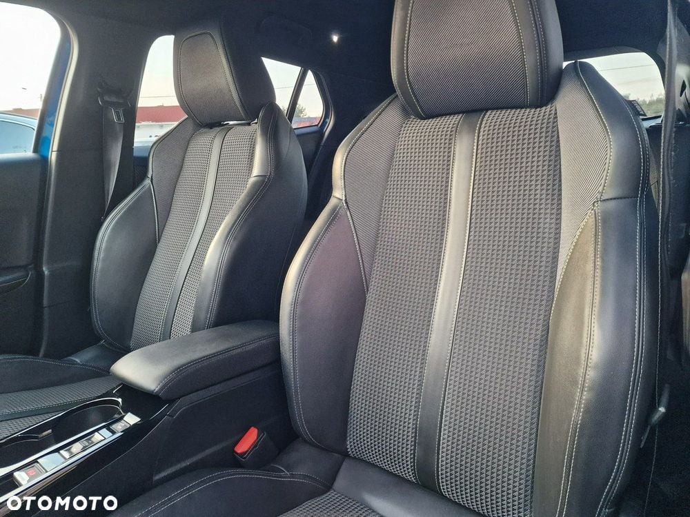 Peugeot 2008 1.5 BlueHDi GT S&S EAT8 - 19