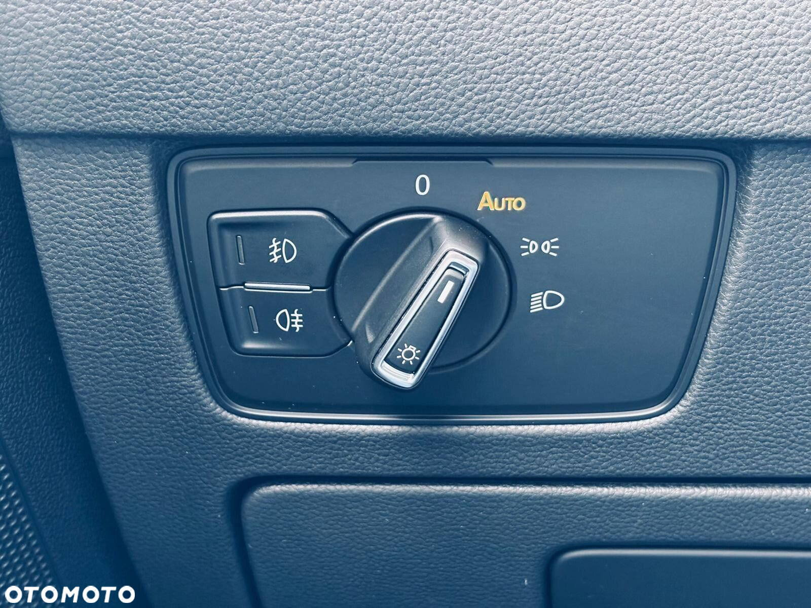 Volkswagen Passat 2.0 TDI EVO Business DSG - 35