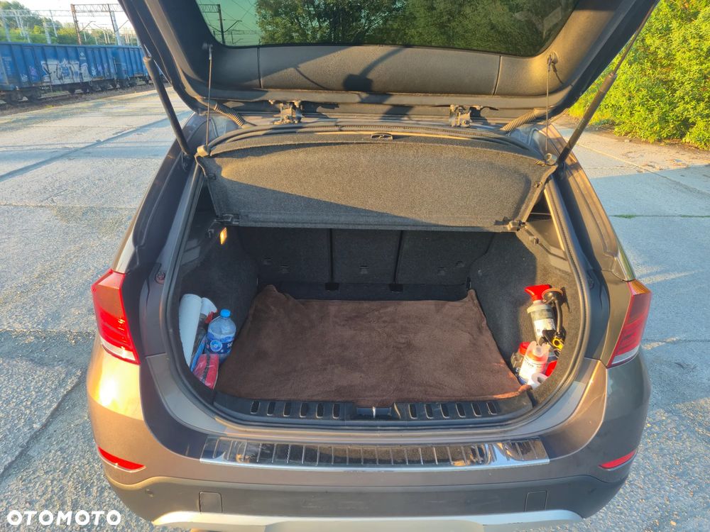 BMW X1 xDrive20d xLine - 10