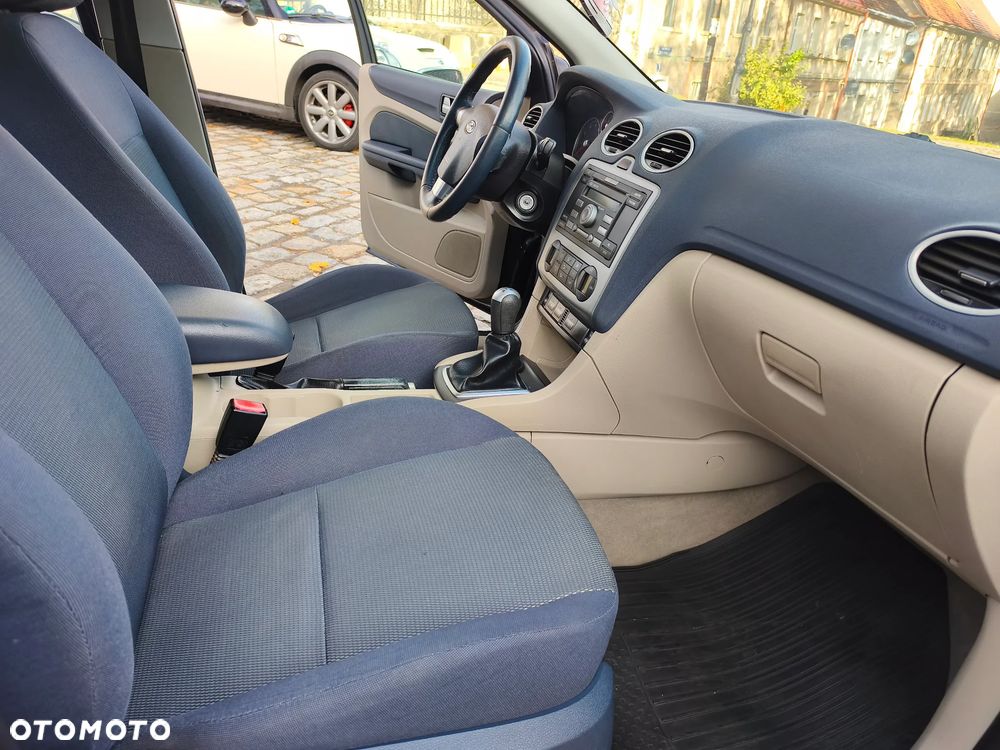 Ford Focus - 20