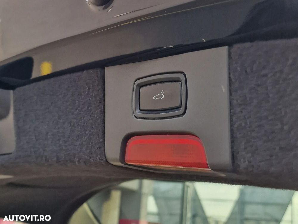 Porsche Cayenne - 15