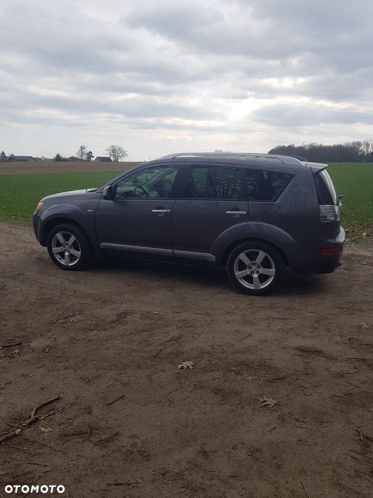 Mitsubishi Outlander 2.0 DID Intense - 5