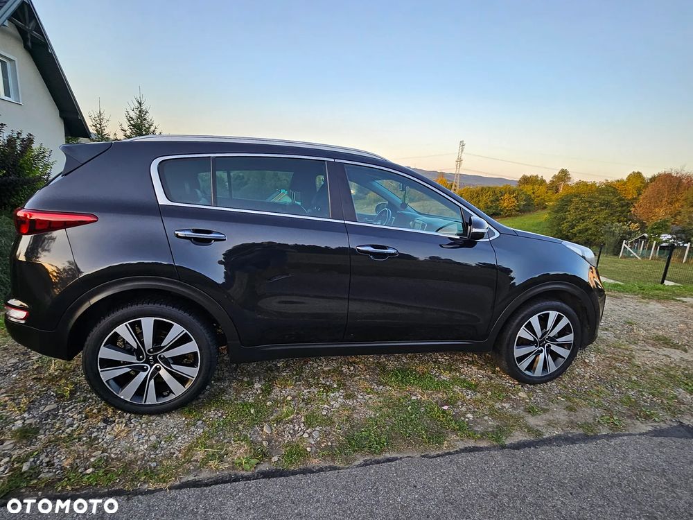 Kia Sportage 1.7 CRDI 2WD Dream-Team Edition - 10