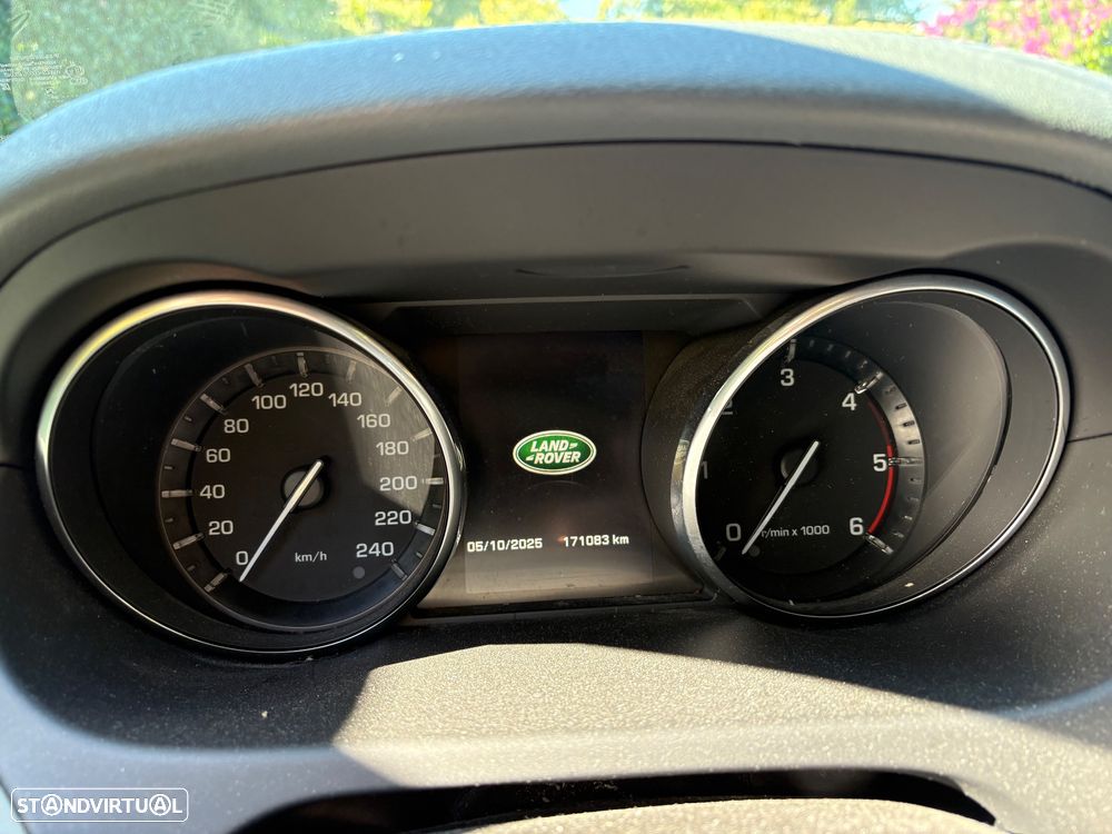 Land Rover Discovery Sport 2.2 Td4 HSE 7L - 13