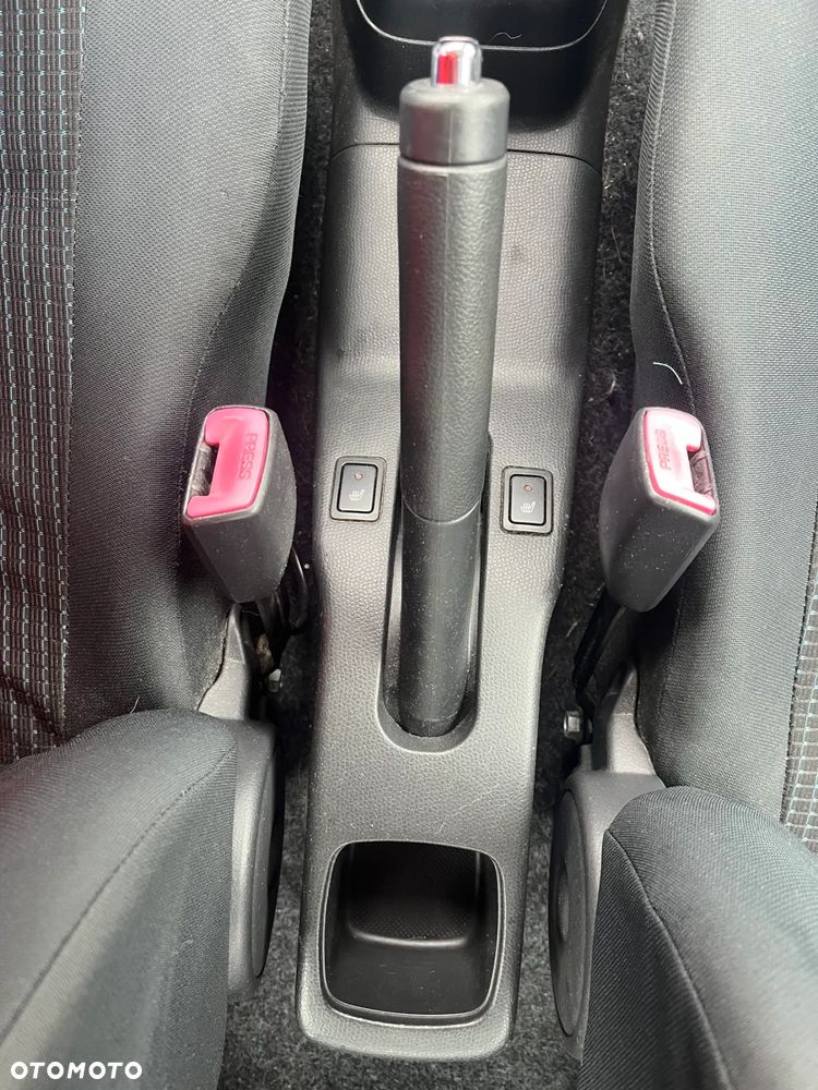 Suzuki Swift 1.3 Club - 14