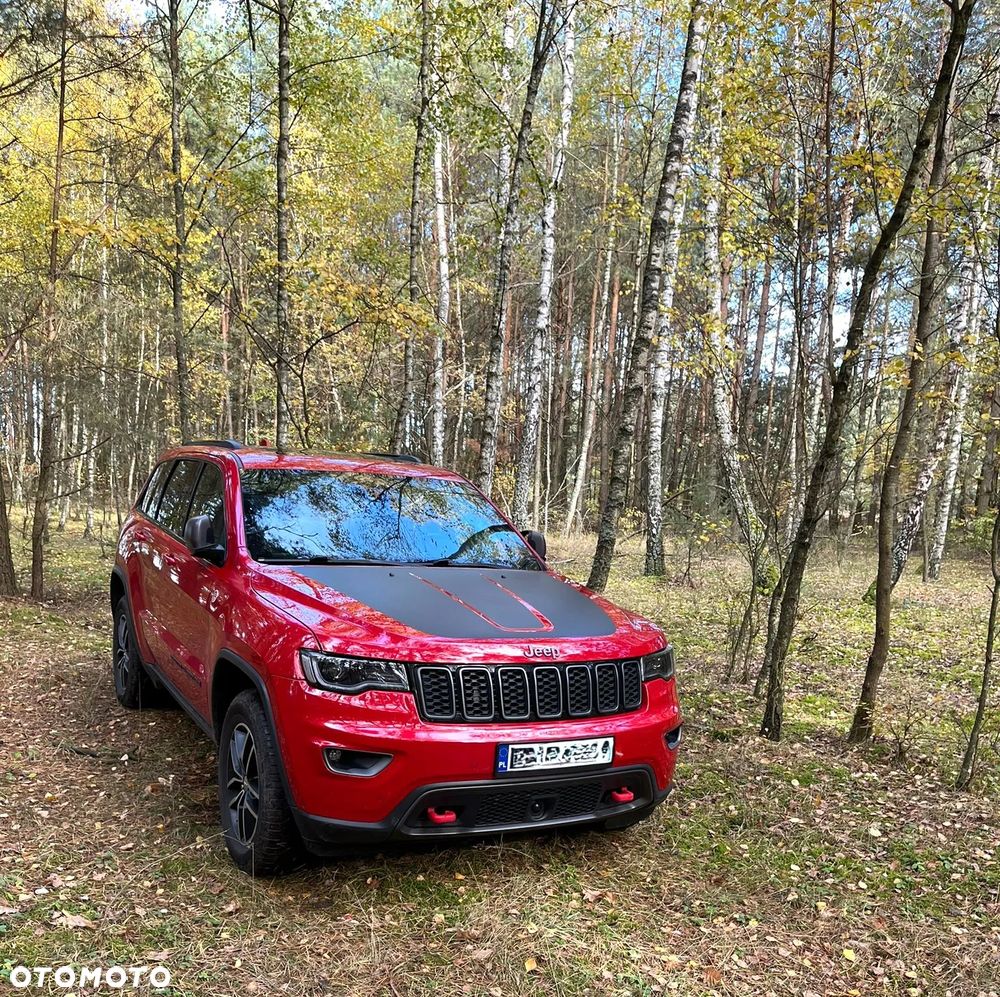 Jeep Grand Cherokee - 17