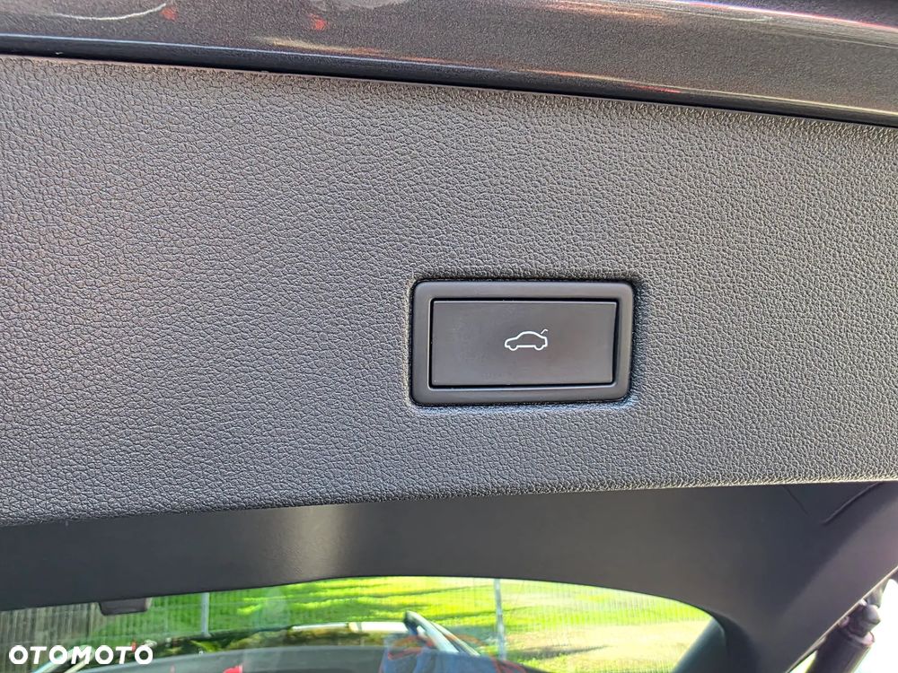 Volkswagen T-Roc - 7