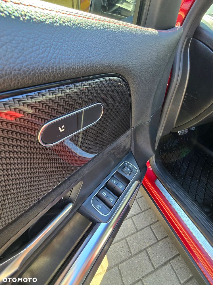 Mercedes-Benz GLA 200 AMG Line - 9