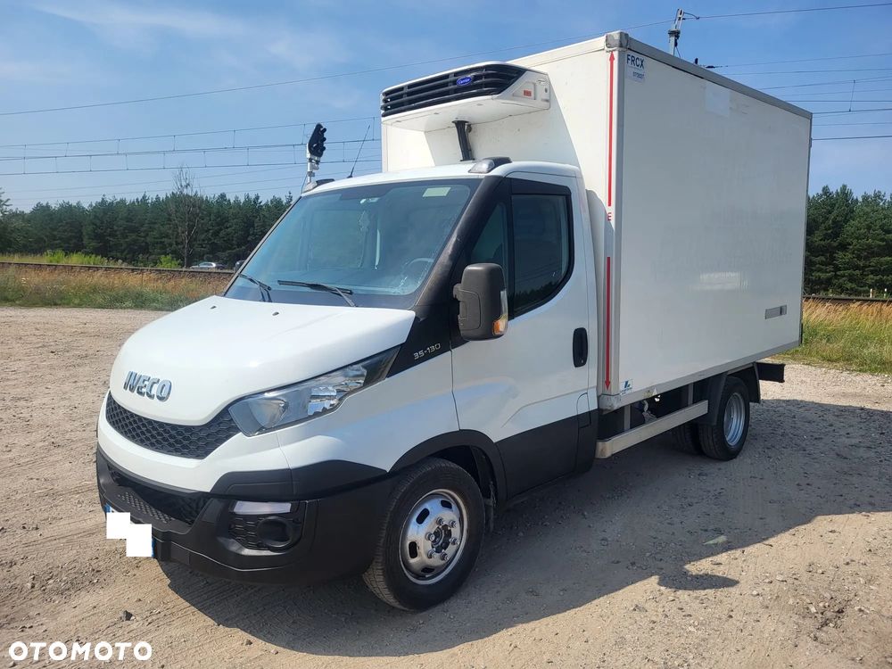 Iveco Daily 35C13 2015r IZOTERMA CHŁODNIA 230V MROŹNIA AGREGAT Bliźniaki - 19