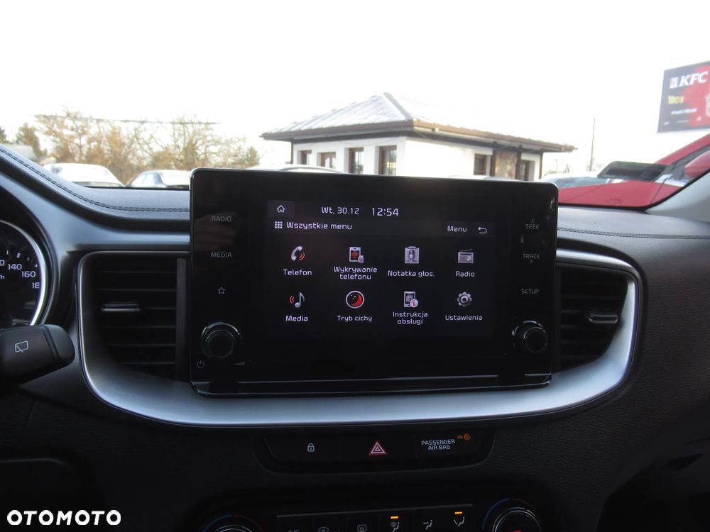 Kia Ceed 1.5 T-GDI M - 20